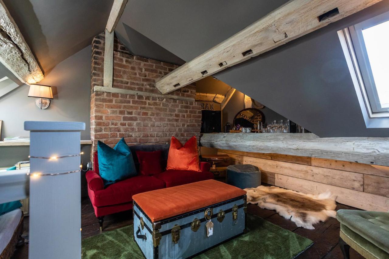 The Cocktail Lounge At Cheshire Boutique Bathhouse Apartment Nantwich Exterior photo